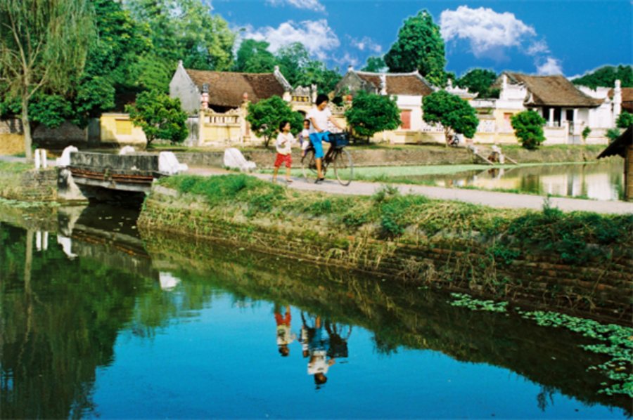 Ảnh con người Hưng Yên với truyền thống hiếu học, nghĩa tình và bản lĩnh